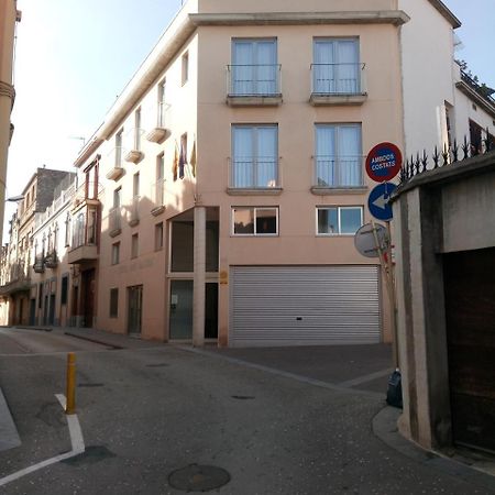 Hostal Sant Sadurni Sant Sadurní dʼAnoia Dış mekan fotoğraf