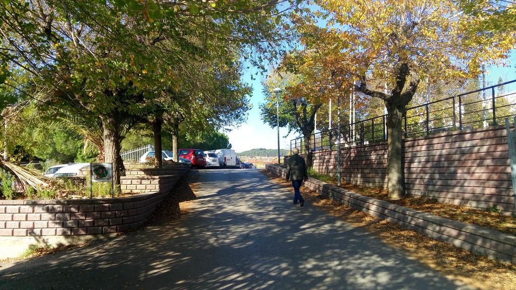 Hostal Sant Sadurni Sant Sadurní dʼAnoia Dış mekan fotoğraf